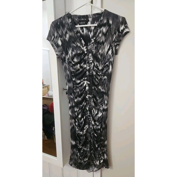 Kenneth Cole New York Women’s Sz Small Ruched Rite Dress Black & White Mosaic - Picture 1 of 8